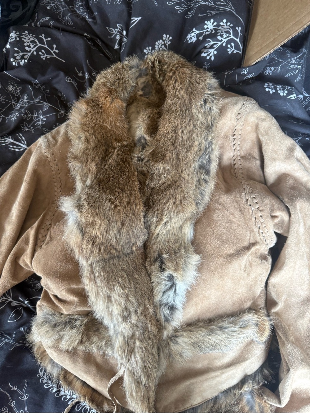 Suede coyote Fur Trim Women's Jacket - Tan